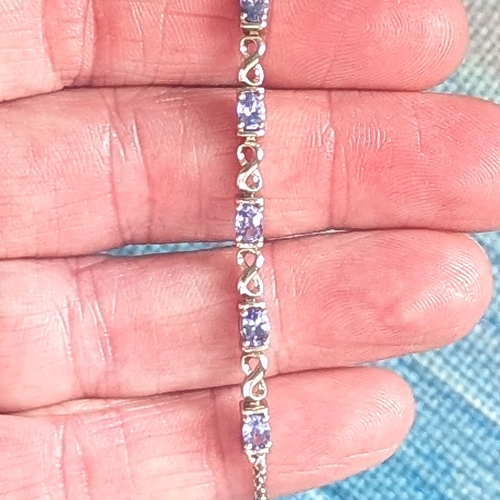 🦋 Vintage " Blue Tanzanite" Bolo bracelet Marked SK 925 Beautiful